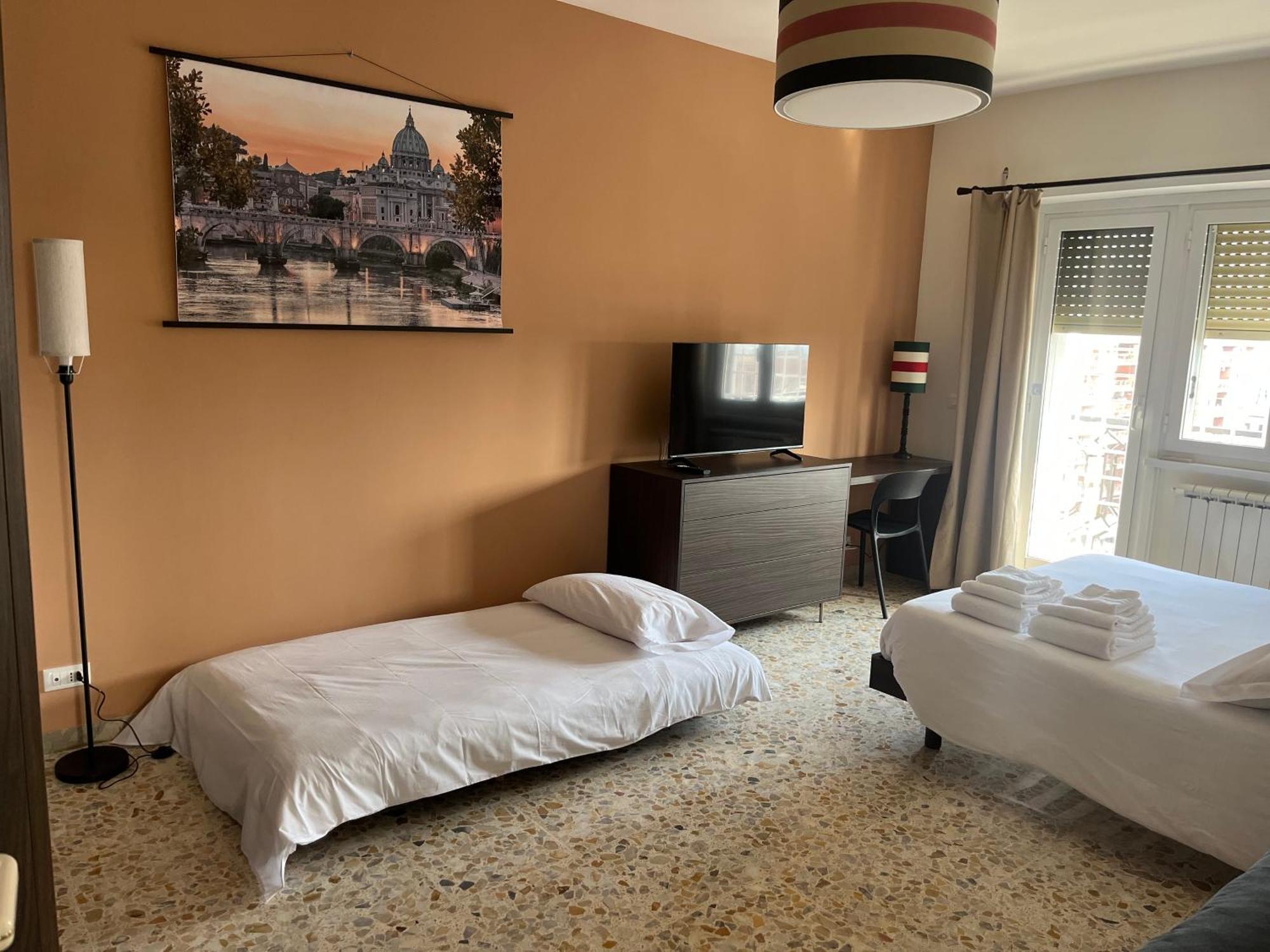 Apartment Panoramic Penthouse 10m From Metro A
