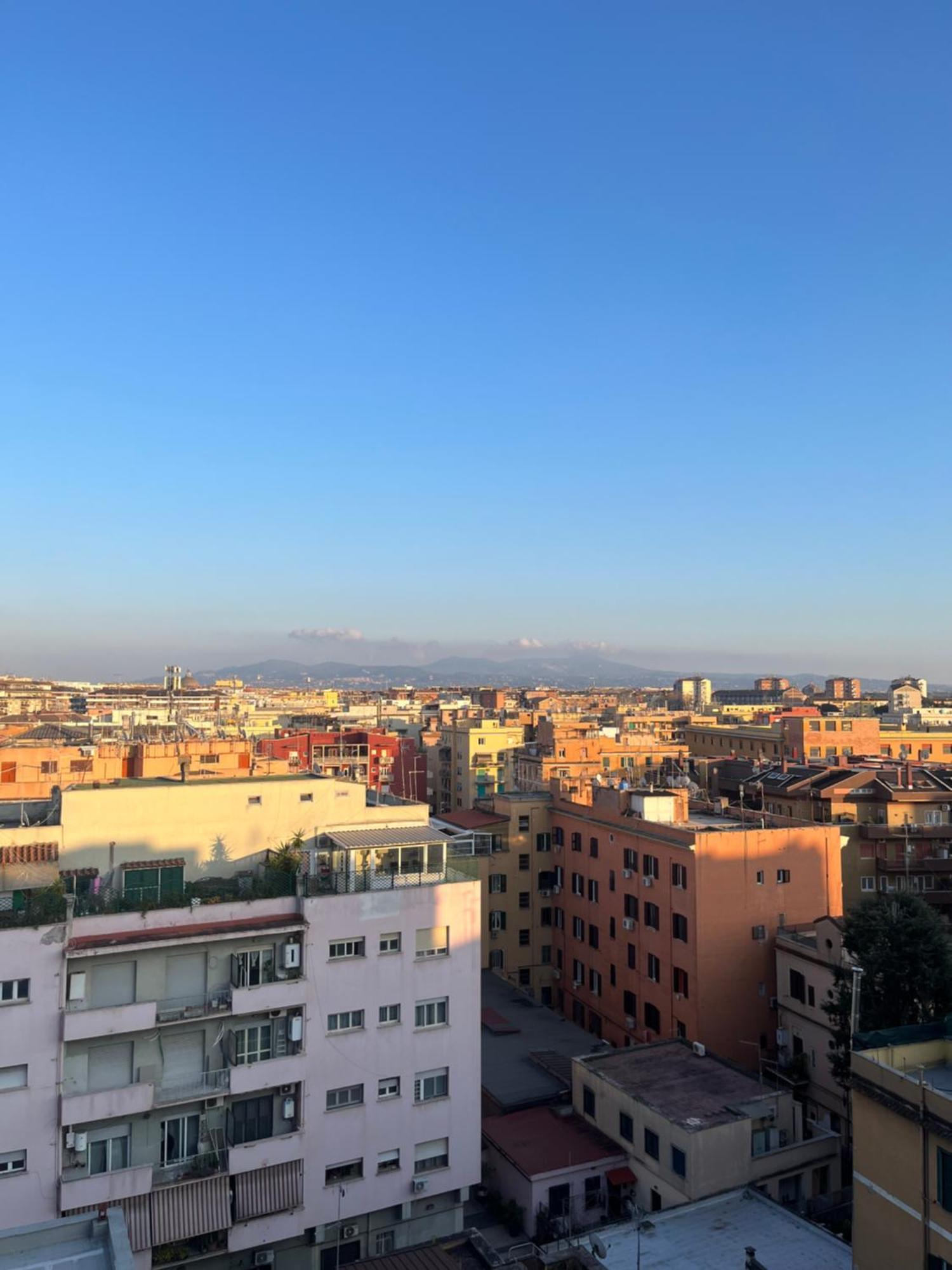 Apartment Panoramic Penthouse 10m From Metro A